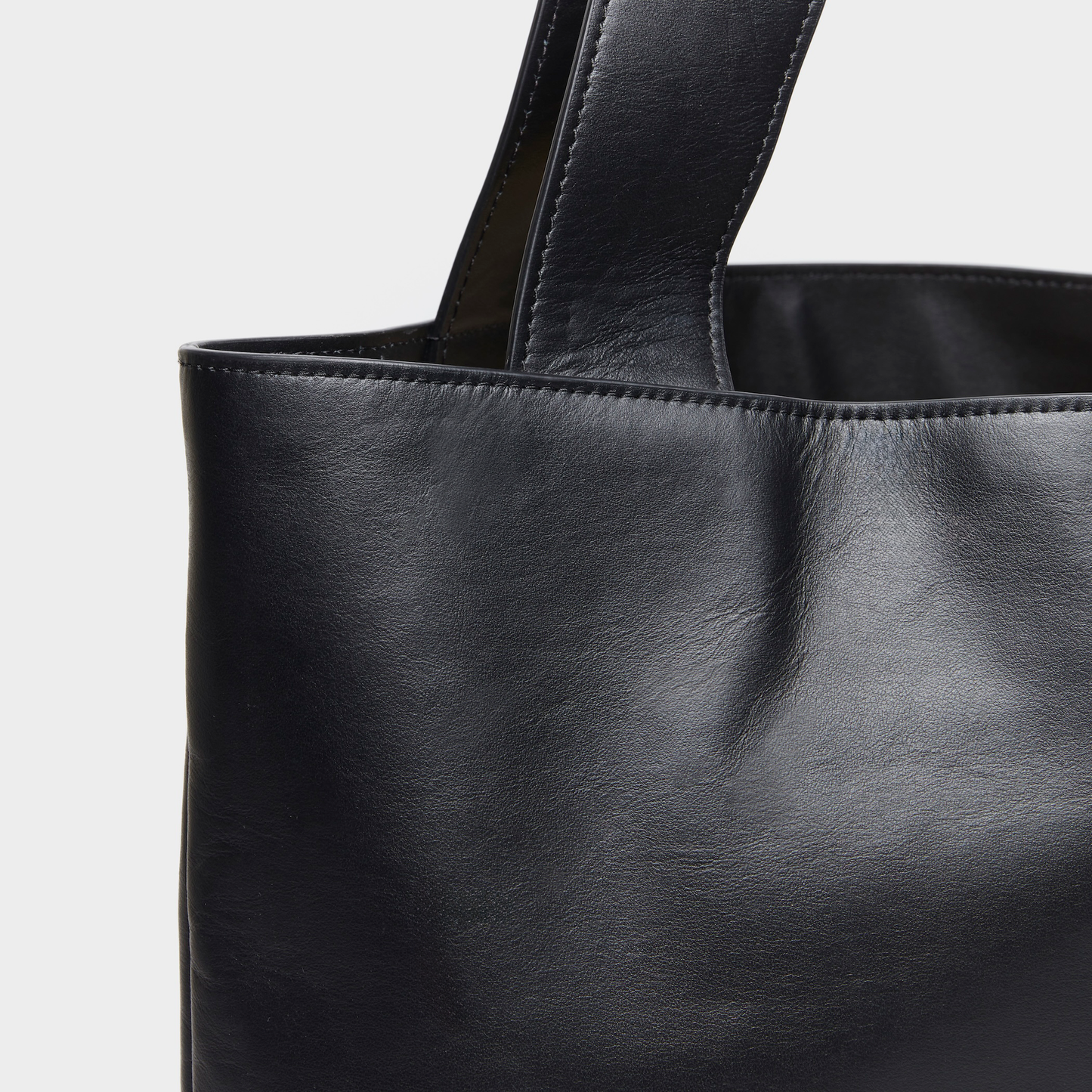 URBAN TOTE