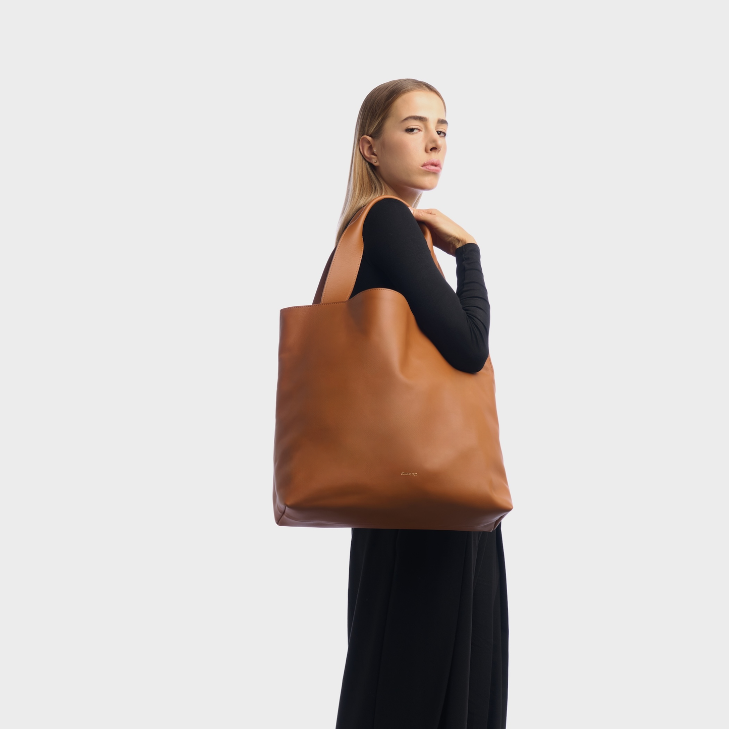 URBAN TOTE