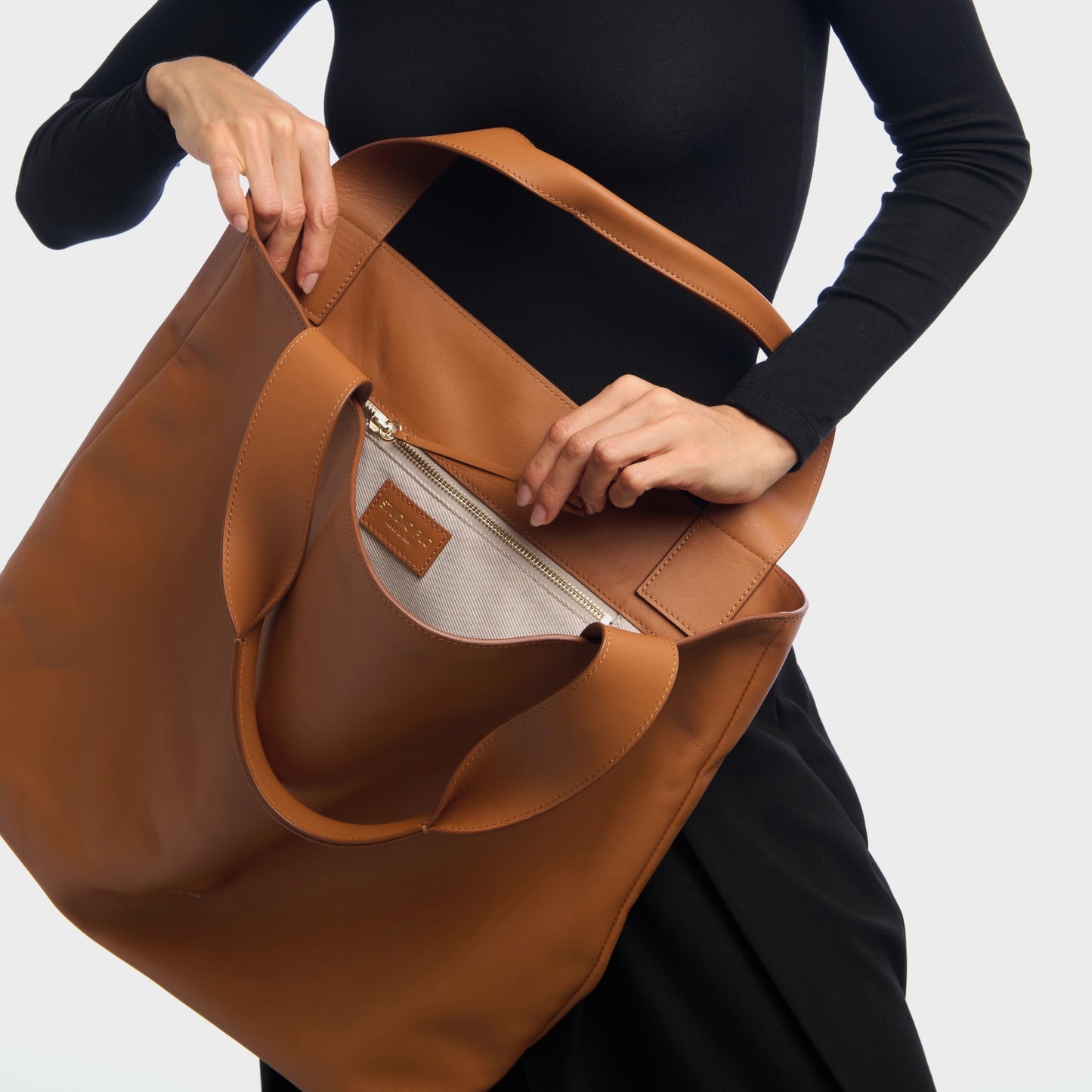 URBAN TOTE