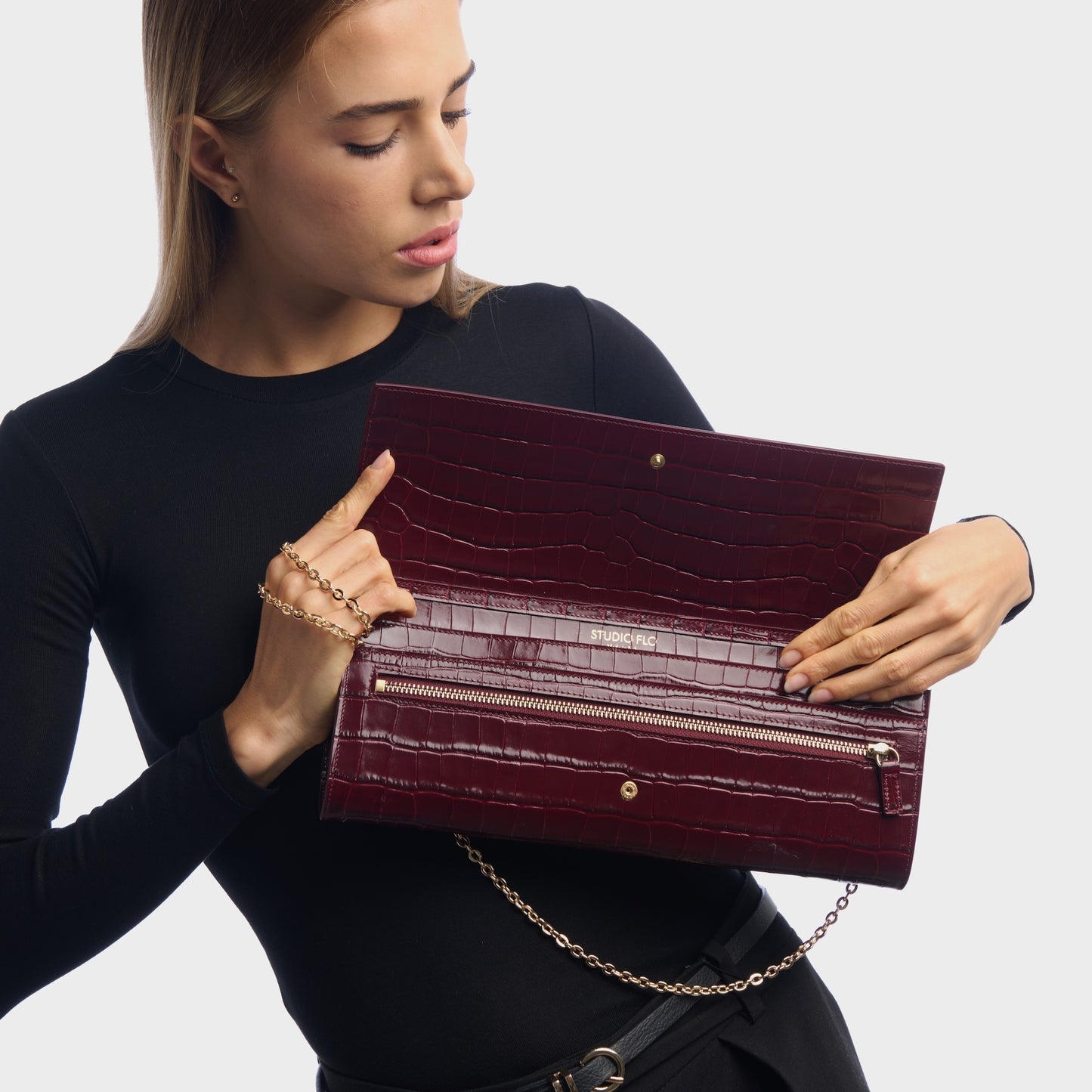 LUXECLASP CLUTCH (CROCODILE EMBOSSED)
