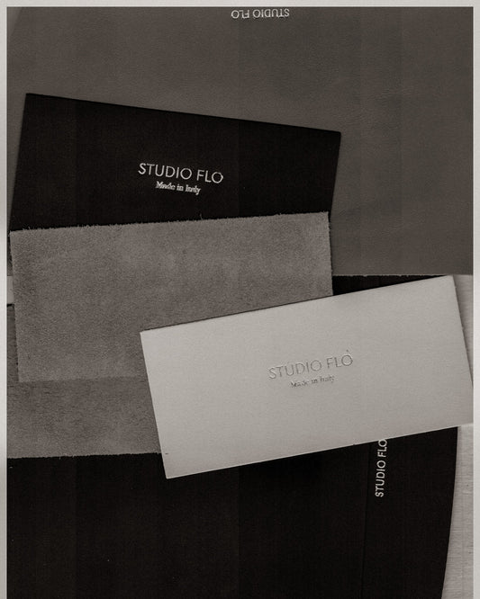 Verpackung und Pflegekarten von Studio Flo für die in Italien gefertigten Ledertaschen.